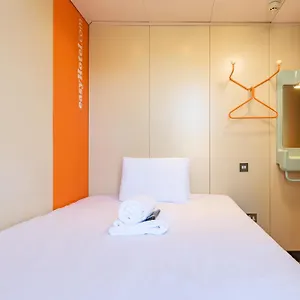 Easyhotel Ξενοδοχείο